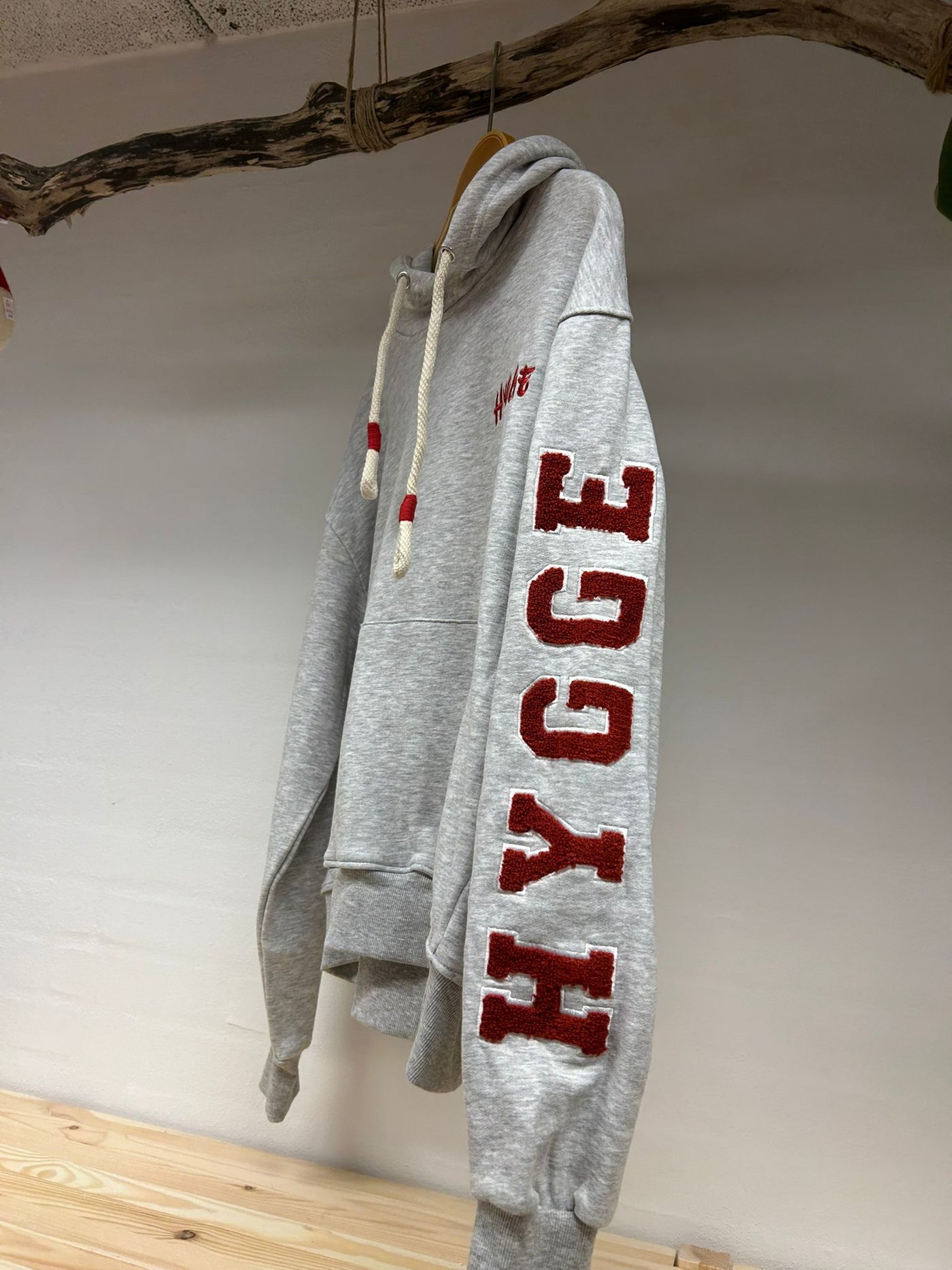 Ulrik-P - Hygge Hoodie - Model "Lønne" - Grau/Rot
