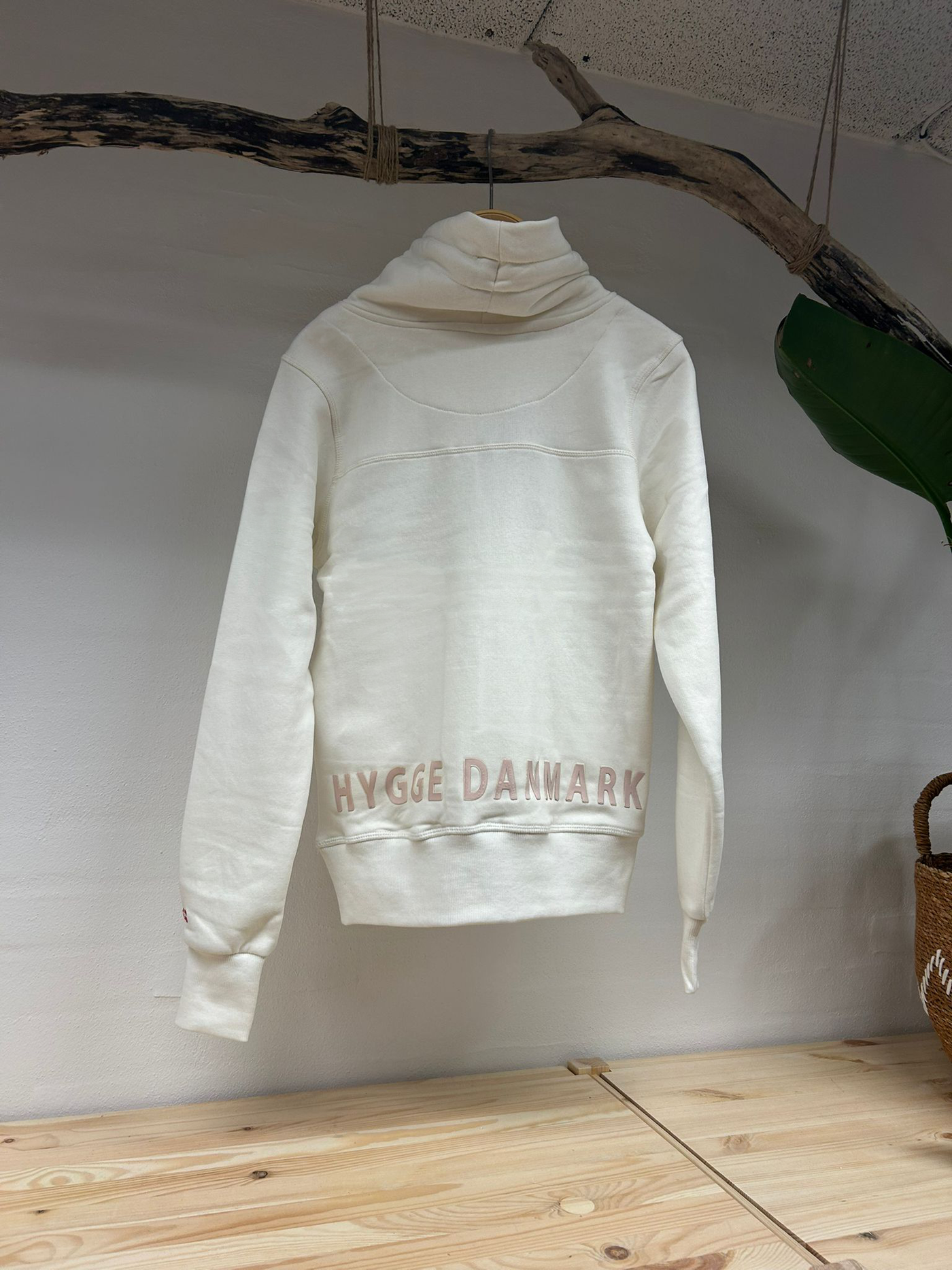 Ulrik-P - Hygge Sweater Model West Coast - Cream White